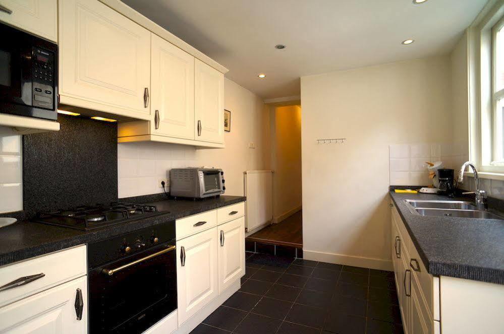 Stayci Serviced Apartments Noordeinde กรุงเฮก ภายนอก รูปภาพ