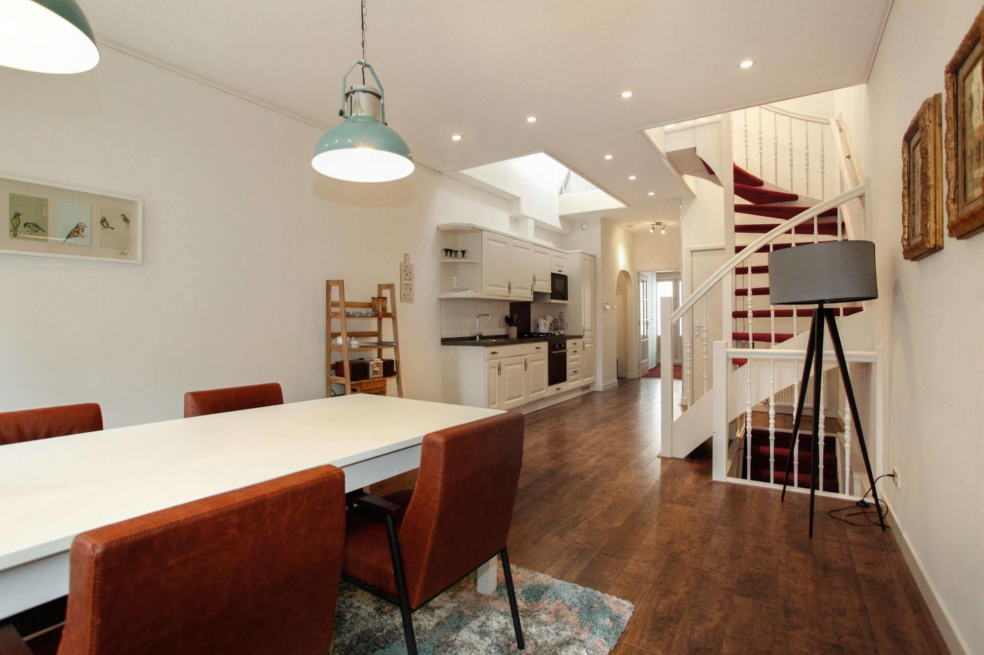 Stayci Serviced Apartments Noordeinde กรุงเฮก ภายนอก รูปภาพ