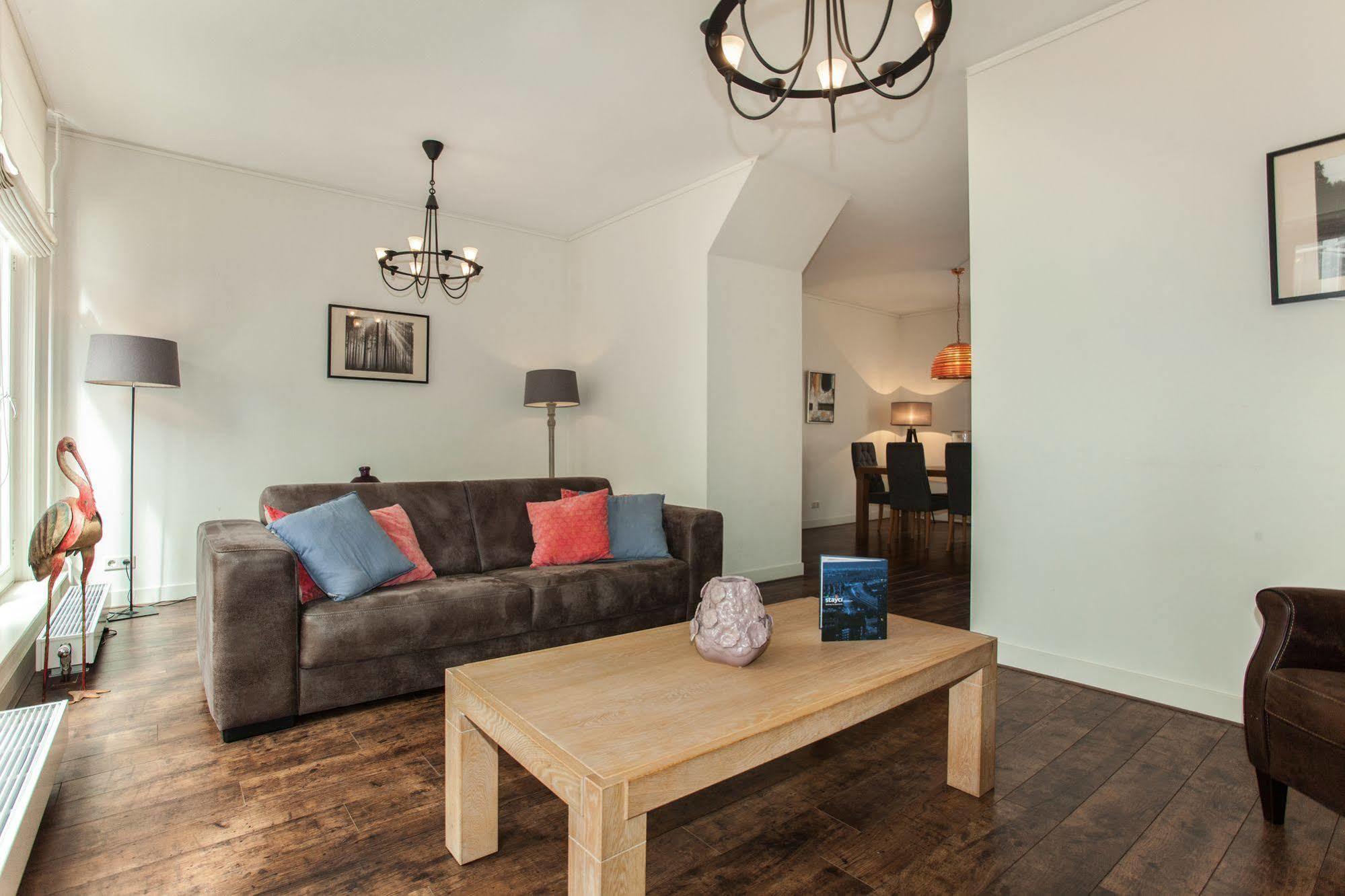 Stayci Serviced Apartments Noordeinde กรุงเฮก ภายนอก รูปภาพ
